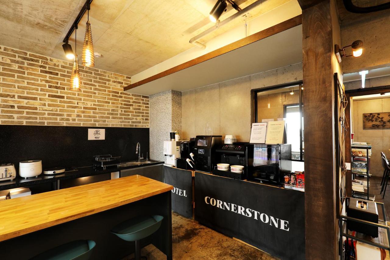 סאוגוויפו Cornerstone Hotel מראה חיצוני תמונה