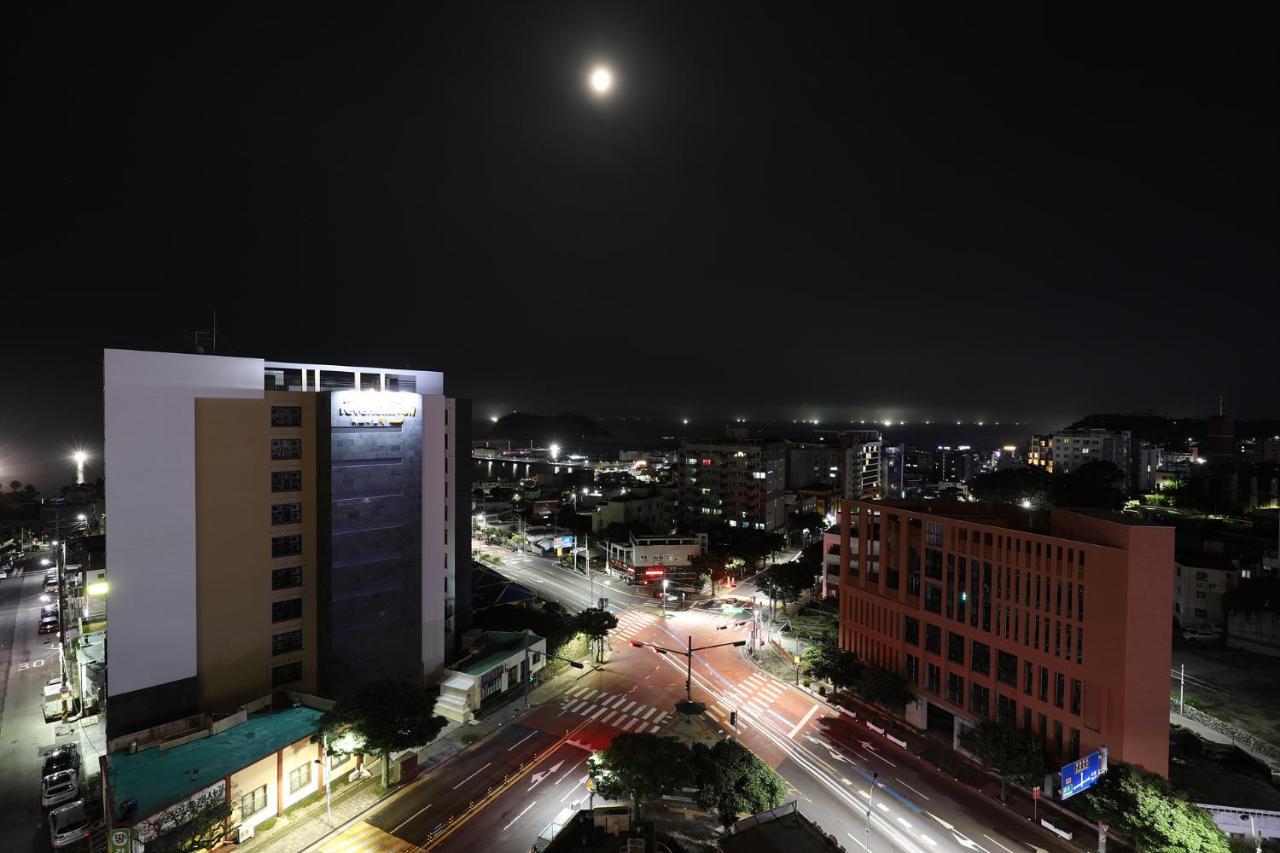 סאוגוויפו Cornerstone Hotel מראה חיצוני תמונה
